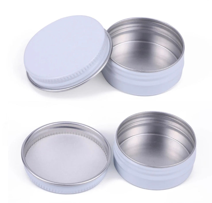 Gravure sur une canette ronde