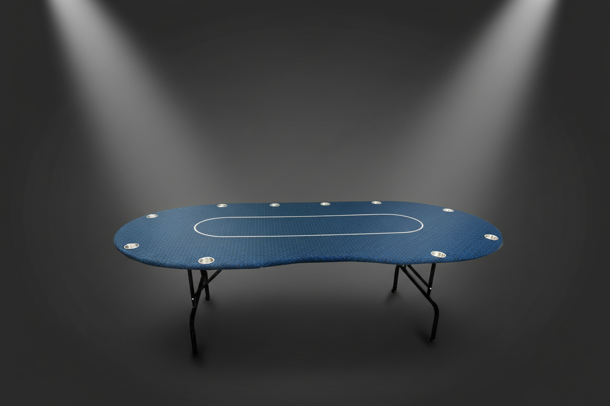 שולחן פוקר כחול בצילום סטודיו