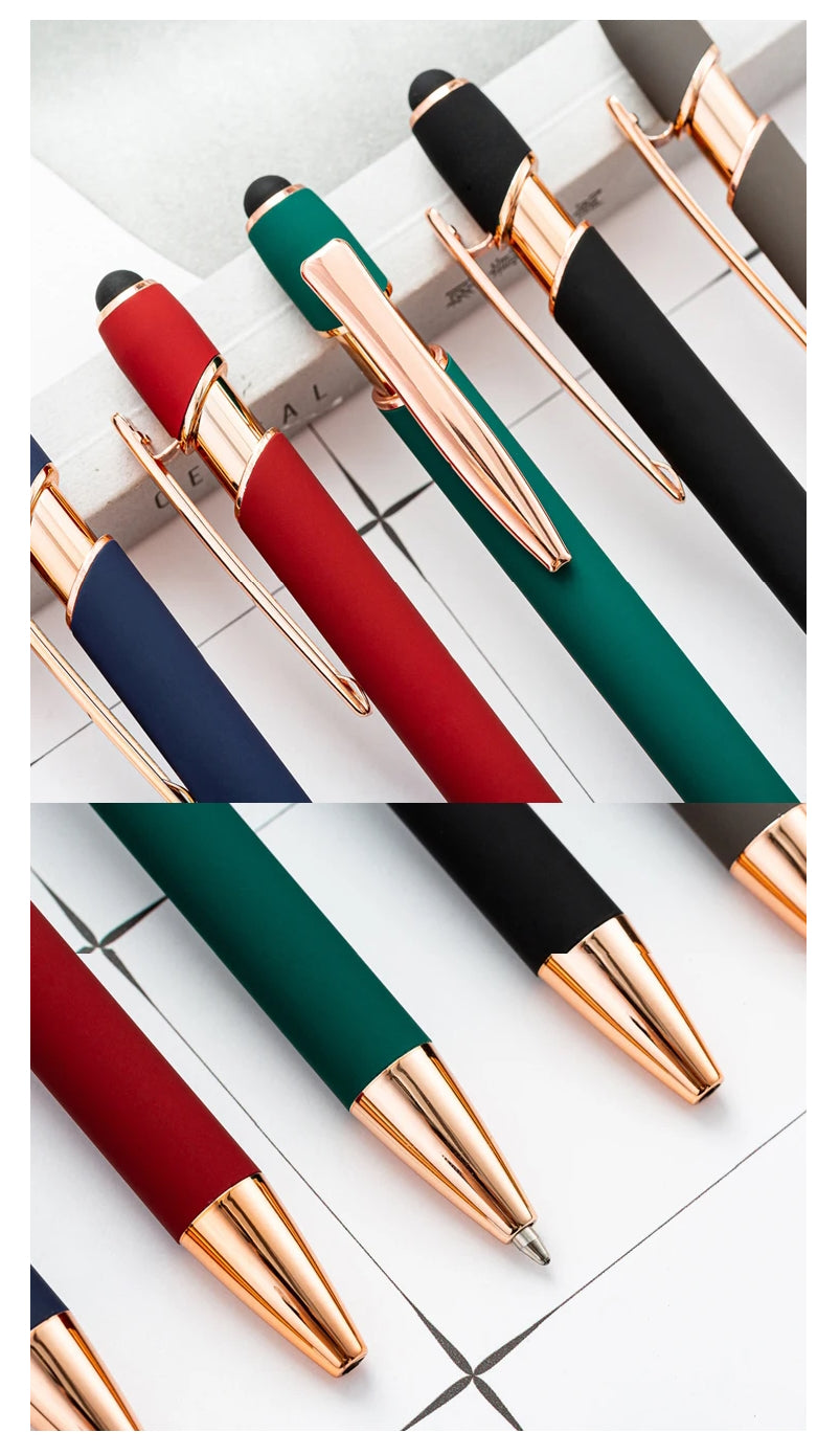 Gravure sur stylos à tampon doré