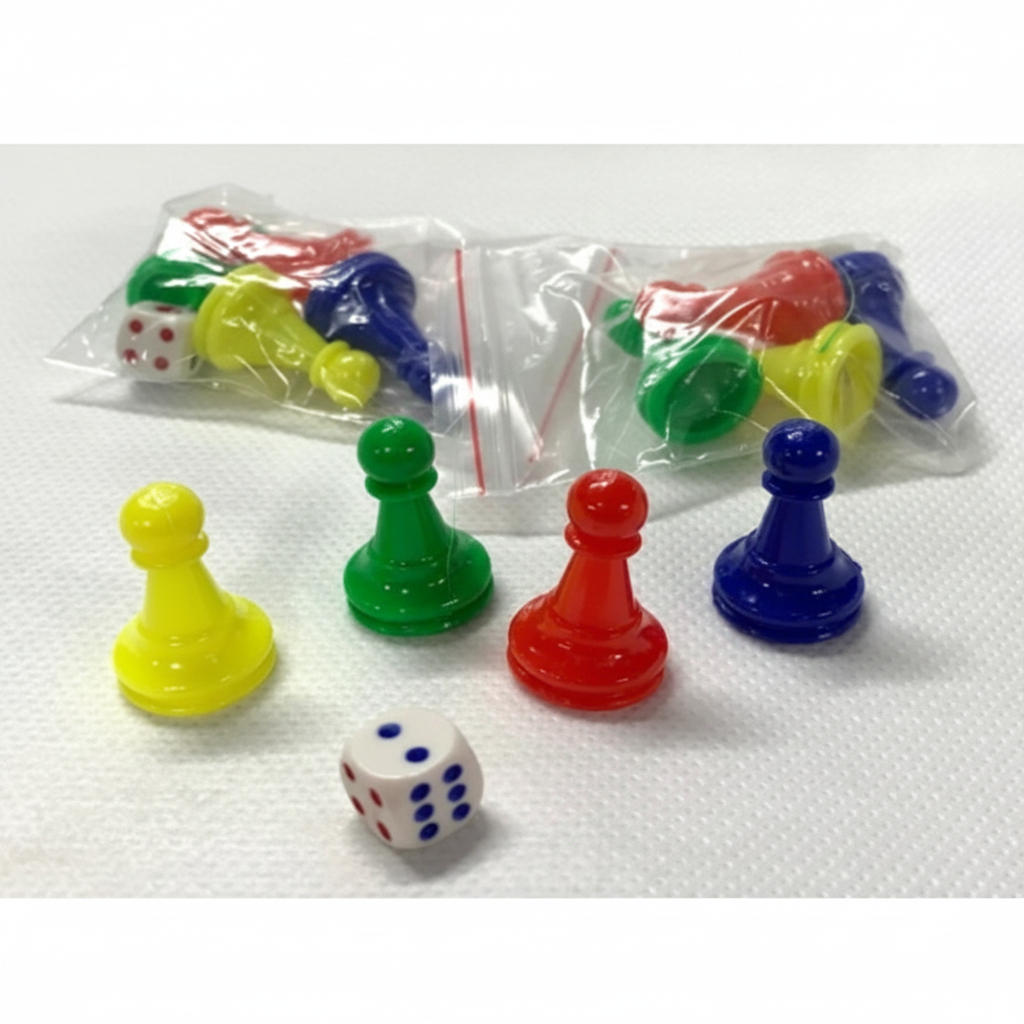 כלי משחק עם קובייה על רקע לבן